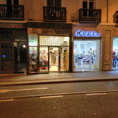 Casa Ambrosio Rodríguez (tienda 2)